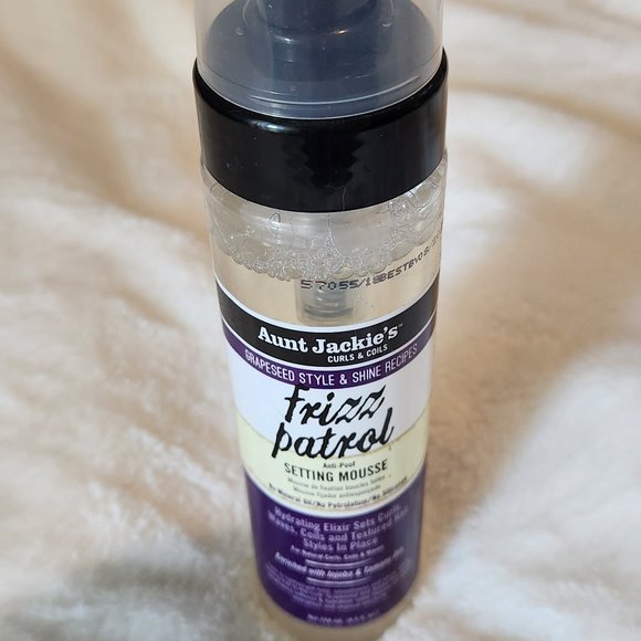 Aunt Jackie's Frizz Patrol Anti-Poof Twist & Curl Setting Mousse - Picture 4 of 4